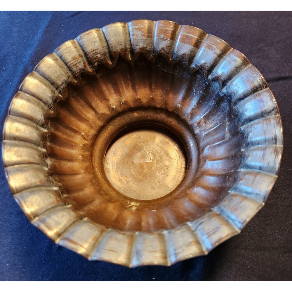 United Arab Republic Metal Small Bowl Patina Handmade Vintage 6 in. round 2 in.